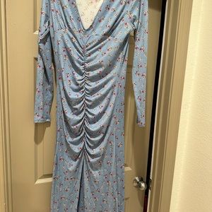 Velvet torch Floral light blue dress NWT size Large with Slit